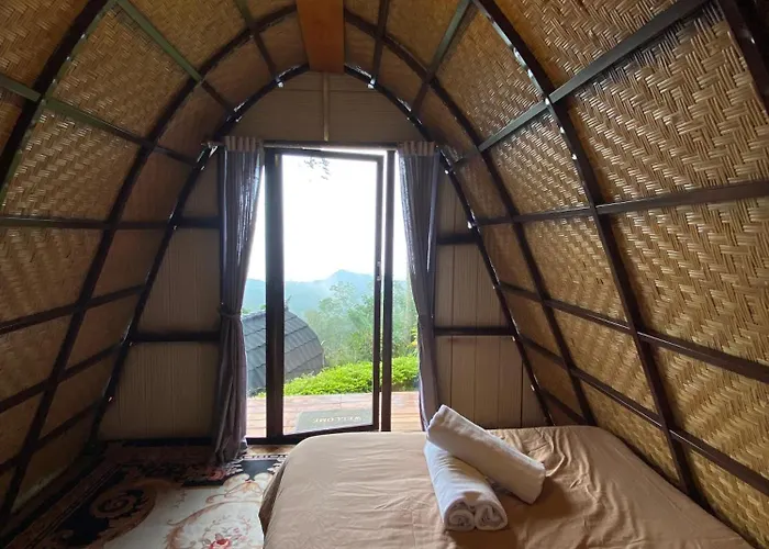 Giri Garden Sunset Glamping *