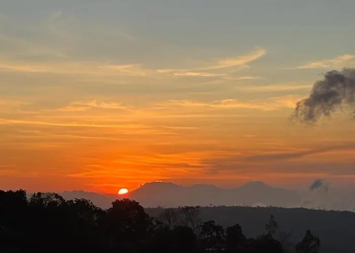 Giri Garden Sunset Glamping Parque de Campismo *