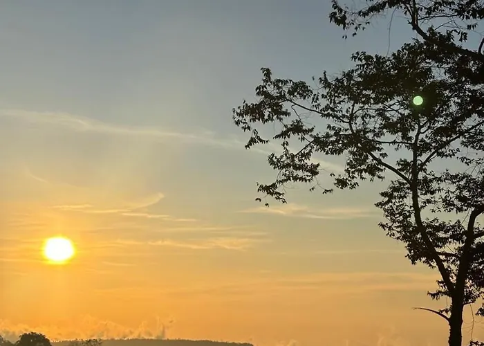 Campsite Giri Garden Sunset Glamping